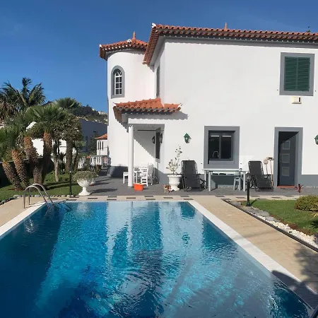 Apt- Sleeps 2 - Pool & Parking - Madeira Apartmán Funchal (Madeira)