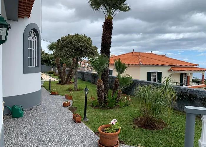 アパート Apt- Sleeps 2 - Pool & Parking - Madeira