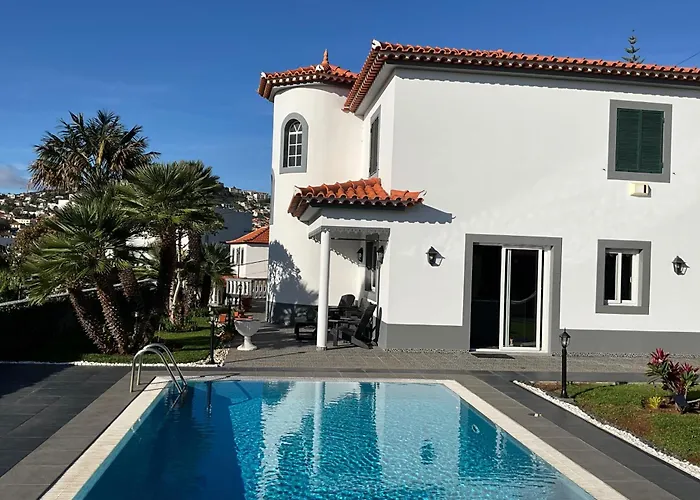 Apt- Sleeps 2 - Pool & Parking - Madeira * Funchal (Madeira)