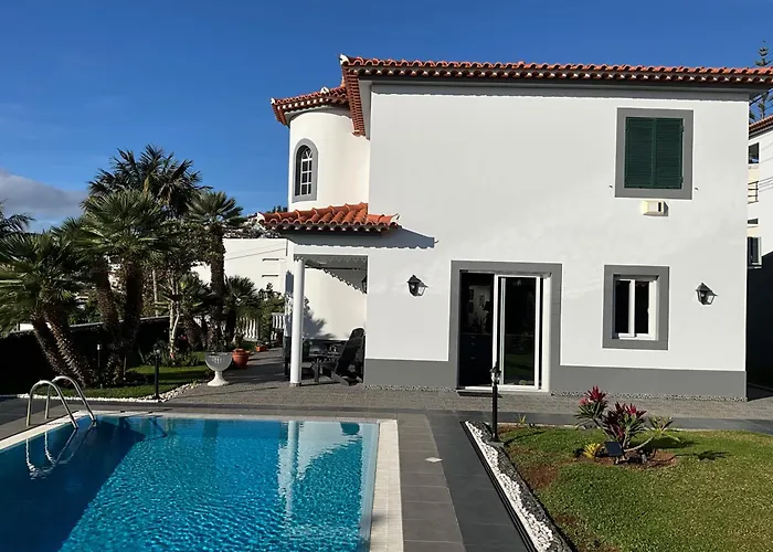 Apt- Sleeps 2 - Pool & Parking - Madeira * Funchal (Madeira)