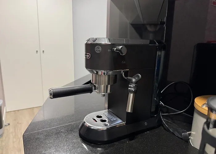 Apt- Sleeps 2 - Pool & Parking - Madeira フンシャル