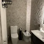 Apt- Sleeps 2 - Pool & Garden - Madeira * פונשל