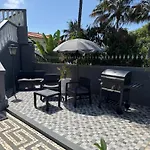 Apt- Sleeps 2 - Pool & Garden - Madeira דירה *