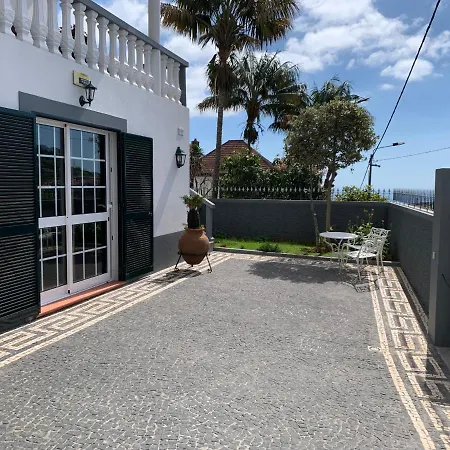 Διαμέρισμα Apt- Sleeps 2 - Pool & Parking - Madeira Φουνκάλ