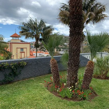Appartamento Modern Apartment Sleeps2 W Pool In Funchal
