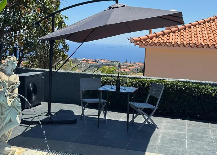 Apt- Sleeps 2 - Pool & Parking - Madeira * フンシャル